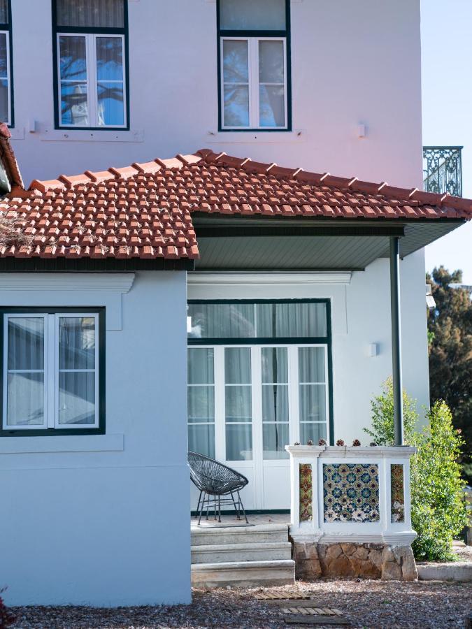 A House In Estoril - Adults Only Hotel Eksteriør billede A typical example of a Portuguese house